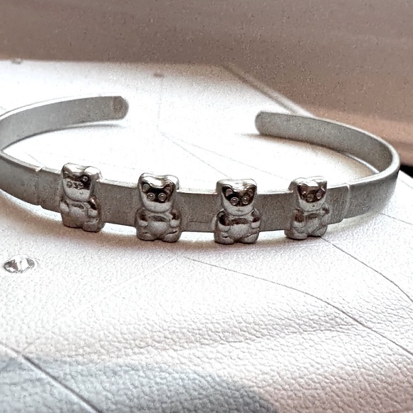 🧸Stylish Vintage Brushed and Polished Sterling Silver Teddy Bear Cuff Bracelet - Picture 8 of 12